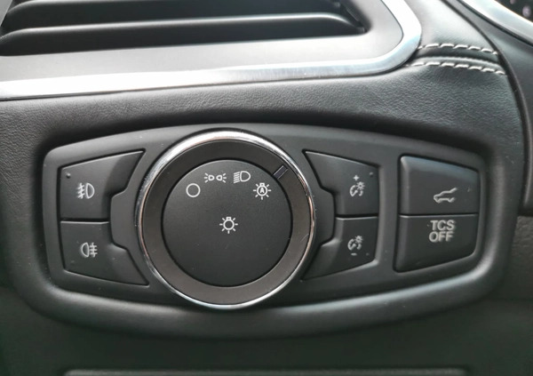 Ford EDGE cena 141900 przebieg: 109355, rok produkcji 2019 z Sępólno Krajeńskie małe 667